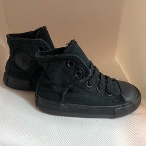Toddler converse size 5